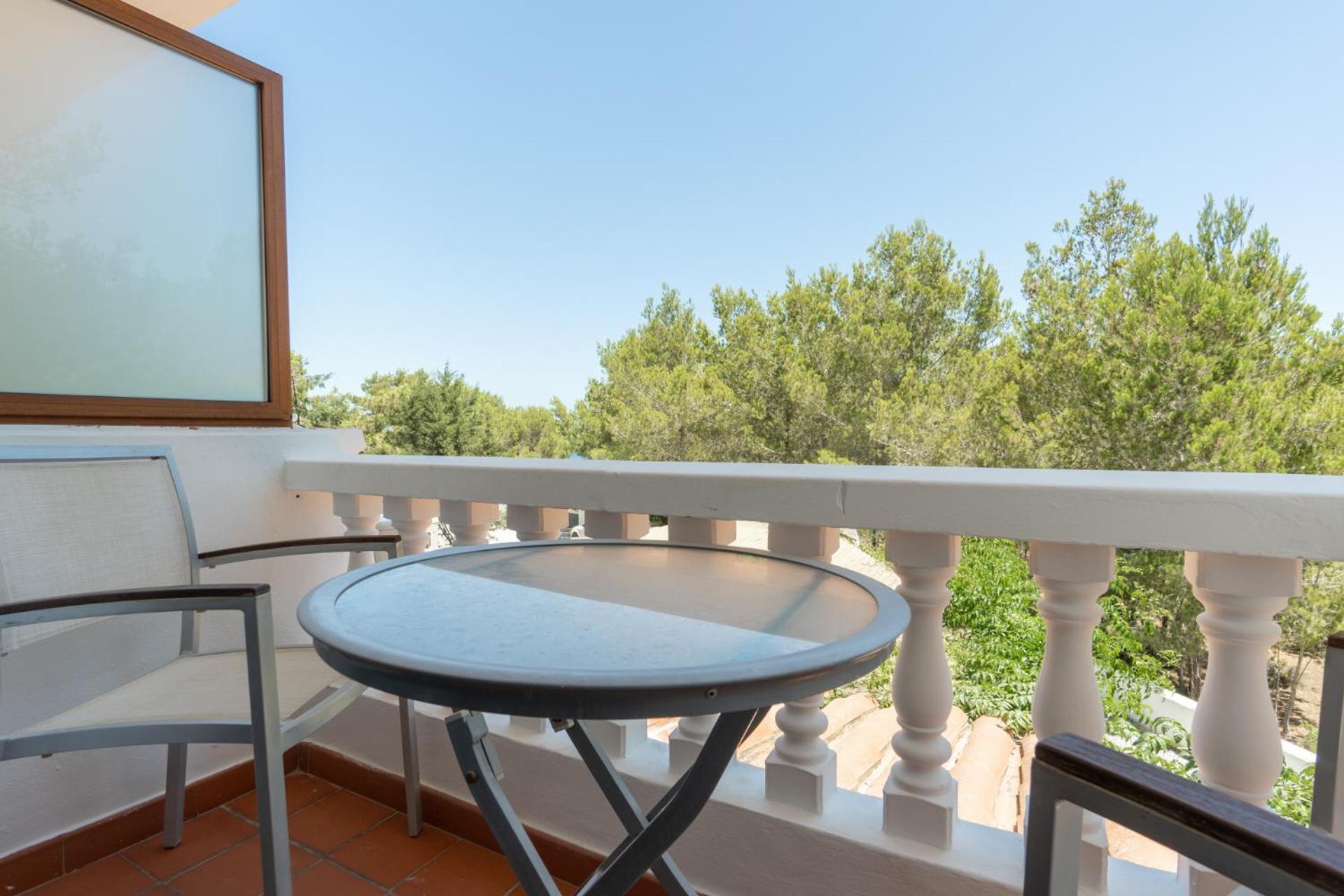 Hostal Restaurante Pou Des Lleo Сан-Карлос-де-Перальта Номер фото